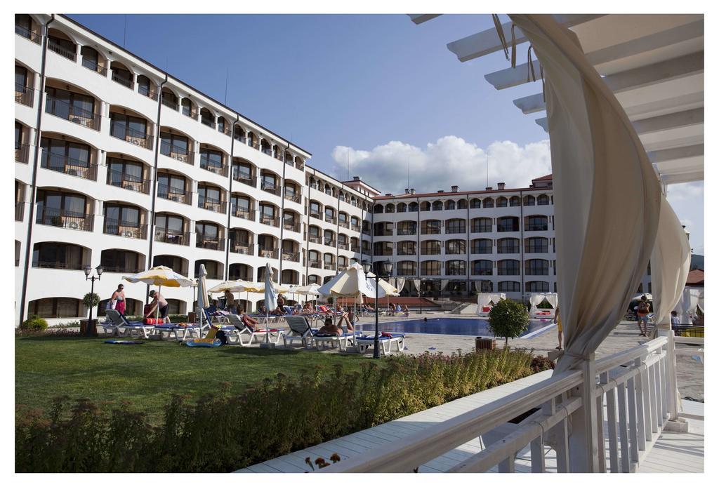 Aparthotel Regina Mare Tsarevo Dış mekan fotoğraf