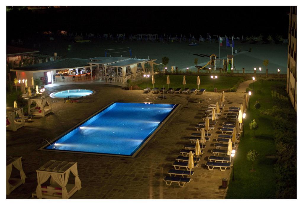 Aparthotel Regina Mare Tsarevo Dış mekan fotoğraf