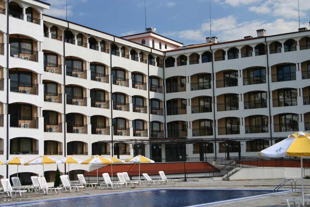 Aparthotel Regina Mare Tsarevo Dış mekan fotoğraf