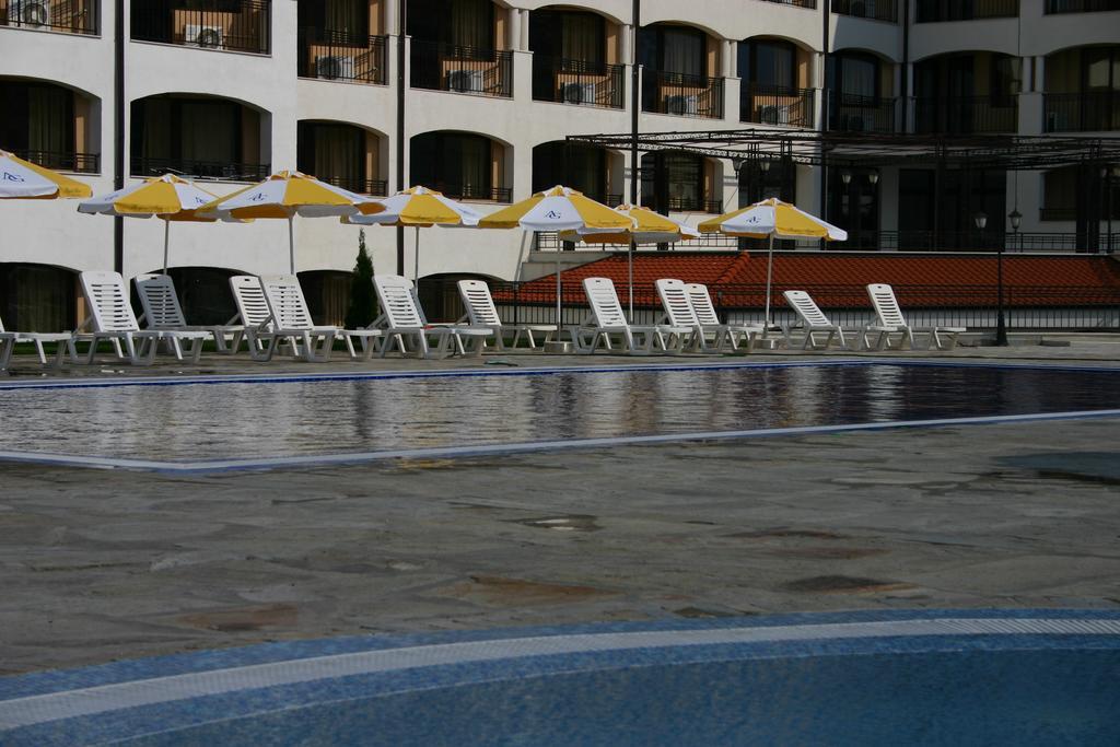 Aparthotel Regina Mare Tsarevo Dış mekan fotoğraf