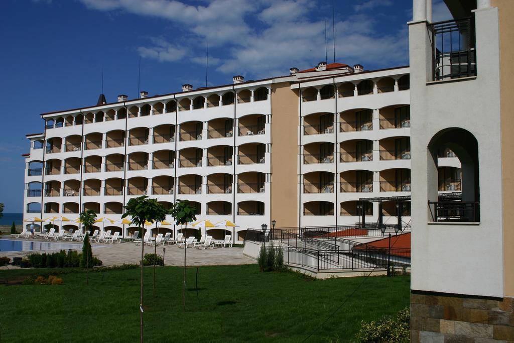 Aparthotel Regina Mare Tsarevo Dış mekan fotoğraf