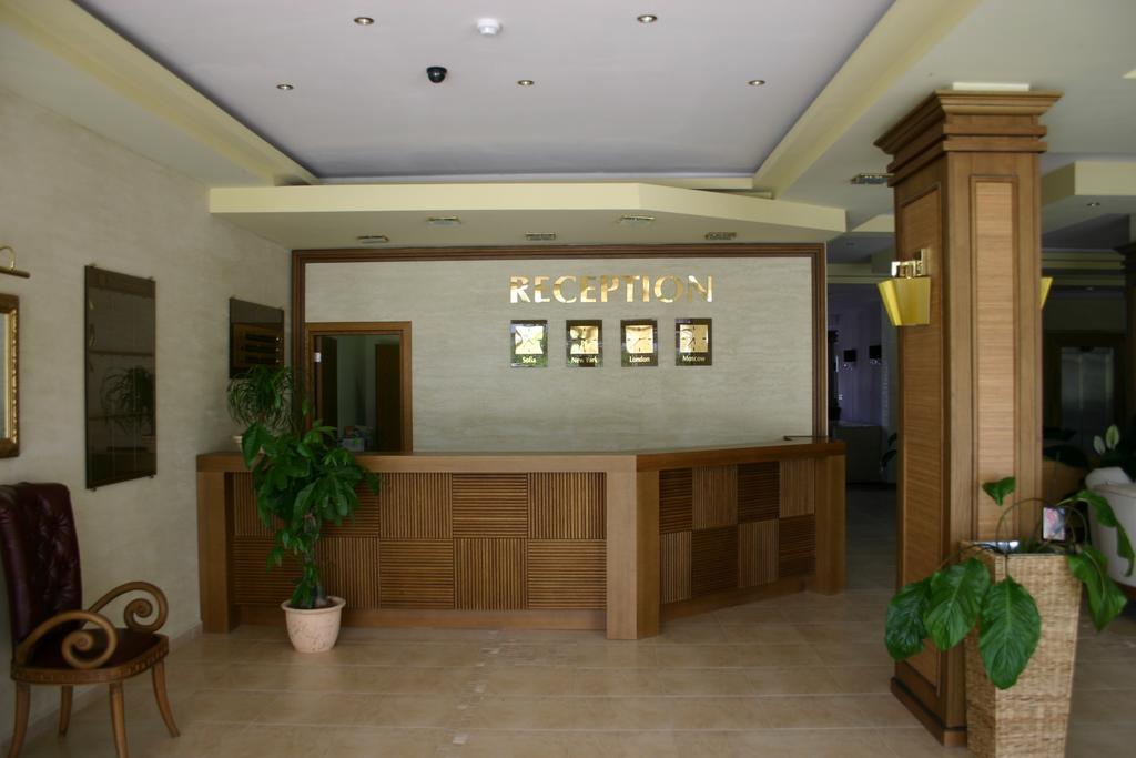 Aparthotel Regina Mare Tsarevo Dış mekan fotoğraf