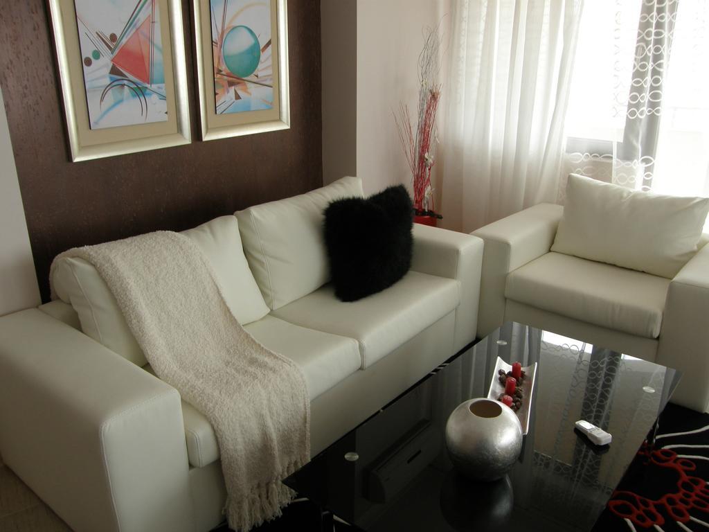 Aparthotel Regina Mare Tsarevo Oda fotoğraf